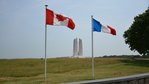 vimy_drapeaux.jpg