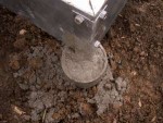Scellement au béton dans les toyaux pvc