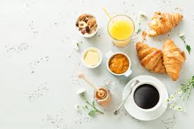 petit dejeuner croissants.jpg