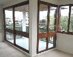 c'est une terrasse comme celle-ci que l'on aura ( celle ci je l'ai trouvé sur internet mais c'est dans le même lotissement) . Sauf que celle qu'on a choisi, il y a de la fausse pelouse et des caillebotis sur les cotés en bordure