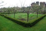jardin du chateau 030.JPG