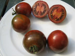 tomate noire dure.JPG