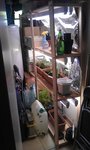 mon cagibi avec moins de bazar et les 3 rang de néons en fonctionnement