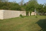 Vue côté gauche du verger avec la menthe