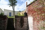 la c'est en été mais le mur en face est tj a l'ombre