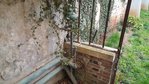 les conduits qui partent de la cuve